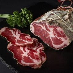 Cabeza de lomo curada 3kg (3-4un). El Graner